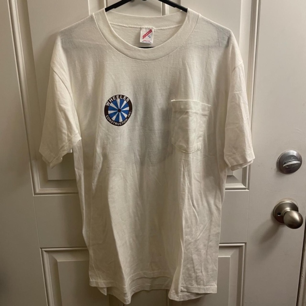 🤍 vintage men’s tee 🤍